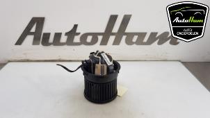 Używane Silnik wentylatora nagrzewnicy Peugeot 308 (4A/C) 1.6 VTI 16V Cena € 40,00 Procedura marży oferowane przez AutoHam