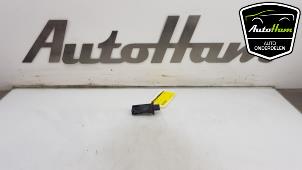 Usagé Débitmètre Mini Mini (F55) 2.0 16V Cooper S Prix € 40,00 Règlement à la marge proposé par AutoHam