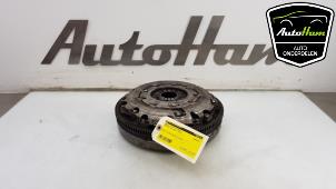 Used Dual mass flywheel Mercedes A (W176) 1.6 A-200 16V Price € 125,00 Margin scheme offered by AutoHam