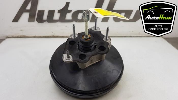 Brake servo from a Renault Clio III (BR/CR) 1.5 dCi FAP 2011