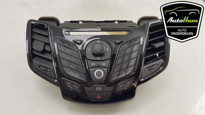 Panel obslugi radia z Ford Fiesta 6 (JA8) 1.0 EcoBoost 12V 100 2014