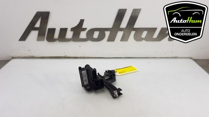 Begagnade Batterisensor BMW 1 serie (F20) 116d 1.5 12V TwinPower Pris € 10,00 Marginaltabell erbjuds av AutoHam