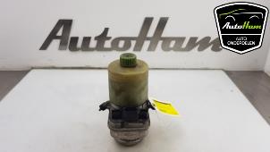 Used Power steering pump Volkswagen Polo IV (9N1/2/3) 1.2 12V Price € 125,00 Margin scheme offered by AutoHam