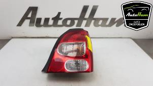 Usagé Feu arrière secondaire droit Renault Twingo II (CN) 1.2 16V Prix € 35,00 Règlement à la marge proposé par AutoHam