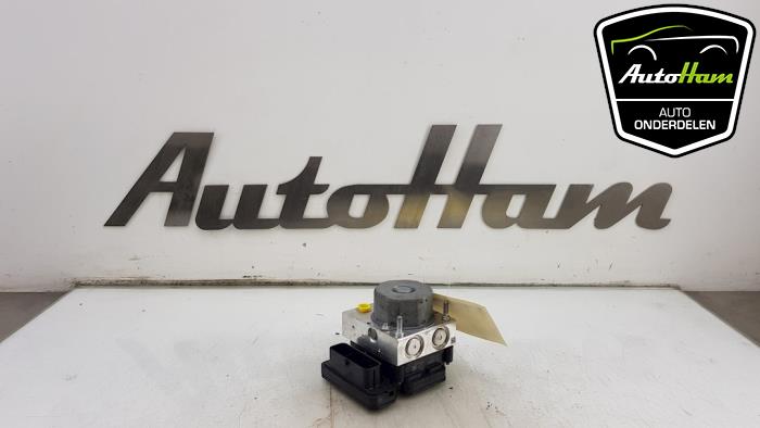 Używane Pompa ABS Mitsubishi Space Star (A0) 1.0 12V Cena € 70,00 Procedura marży oferowane przez AutoHam