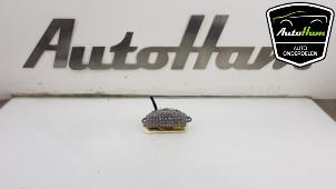 Używane Opornik nagrzewnicy Volkswagen Golf VII (AUA) 1.0 TSI 12V BlueMotion Cena € 10,00 Procedura marży oferowane przez AutoHam