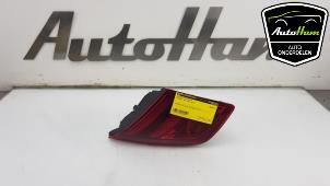Usagé Feu arrière droit Peugeot 308 (L3/L8/LB/LH/LP) 1.6 BlueHDi 120 Prix € 40,00 Règlement à la marge proposé par AutoHam