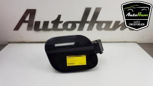 Usagé Clapet réservoir Opel Astra K Sports Tourer 1.0 Turbo 12V Prix € 30,00 Règlement à la marge proposé par AutoHam