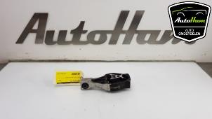 Used Gearbox mount Peugeot 308 (L3/L8/LB/LH/LP) 1.6 BlueHDi 120 Price € 20,00 Margin scheme offered by AutoHam