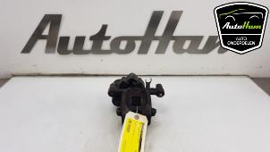Used Rear brake calliper, right Mini Clubman (F54) 2.0 Cooper S 16V Price € 75,00 Margin scheme offered by AutoHam
