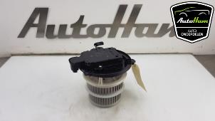 Used Heating and ventilation fan motor Lexus IS (E3) 300h 2.5 16V Price on request offered by AutoHam