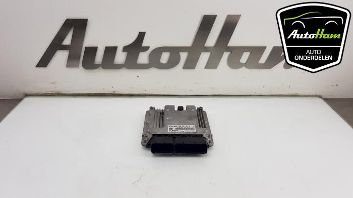 Used Engine management computer Volkswagen Golf VII (AUA) 1.6 TDI 16V Price € 125,00 Margin scheme offered by AutoHam