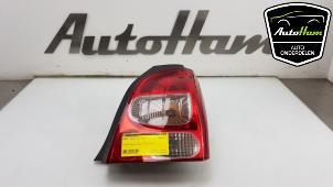 Usagé Feu arrière secondaire droit Renault Twingo II (CN) 1.2 16V Prix € 35,00 Règlement à la marge proposé par AutoHam