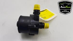 Extra vattenpump från en BMW X2 (F39) sDrive 20i 2.0 16V Twin Power Turbo 2018