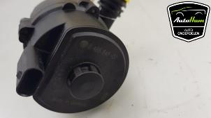 Extra vattenpump från en BMW X2 (F39) sDrive 20i 2.0 16V Twin Power Turbo 2018