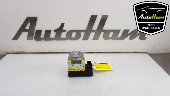Used ABS pump BMW X2 (F39) sDrive 20i 2.0 16V Twin Power Turbo Price € 250,00 Margin scheme offered by AutoHam