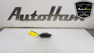 Used Heater resistor BMW 3 serie (F30) 318d 2.0 16V Price € 20,00 Margin scheme offered by AutoHam