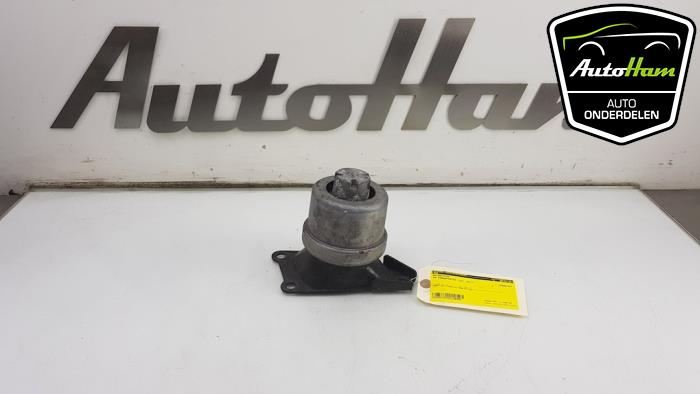 Used Engine mount Volkswagen Transporter T6 2.0 TDI 204 Price € 30,00 Margin scheme offered by AutoHam
