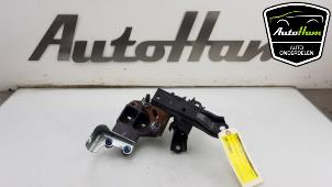 Used Gearbox mount Mitsubishi Space Star (A0) 1.0 12V Price € 25,00 Margin scheme offered by AutoHam