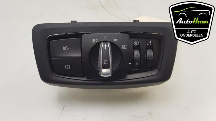 Interruptor de luz de un BMW 2 serie Active Tourer (F45) 220dA xDrive 2.0 TwinPower Turbo 16V 2016