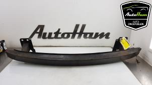 Used Front bumper frame Volkswagen Fox (5Z) 1.2 Price € 20,00 Margin scheme offered by AutoHam