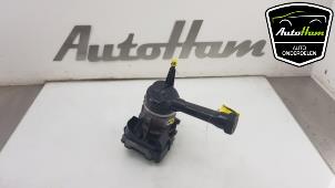 Used Power steering pump Peugeot 308 (4A/C) 1.4 VTI 16V Price € 75,00 Margin scheme offered by AutoHam