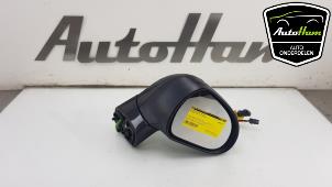Używane Lusterko zewnetrzne prawe Peugeot 308 (4A/C) 1.4 VTI 16V Cena € 40,00 Procedura marży oferowane przez AutoHam