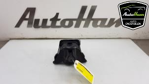 Usagé Support moteur Kia Picanto (JA) 1.0 T-GDI 12V Prix € 30,00 Règlement à la marge proposé par AutoHam