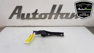 Used Gearbox mount Seat Leon ST (5FF) 1.4 TSI ACT 16V Price € 15,00 Margin scheme offered by AutoHam