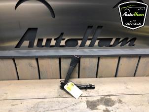 Used Seatbelt tensioner, right BMW 3 serie Touring (E91) 318i 16V Price € 50,00 Margin scheme offered by AutoHam