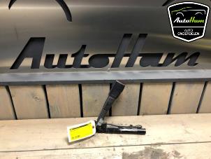 Used Seatbelt tensioner, right BMW 3 serie Touring (E91) 318i 16V Price € 50,00 Margin scheme offered by AutoHam