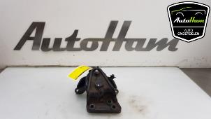 Usagé Support moteur Kia Picanto (TA) 1.0 12V Prix € 25,00 Règlement à la marge proposé par AutoHam