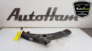 Used Front wishbone, right Kia Picanto (TA) 1.0 12V Price € 35,00 Margin scheme offered by AutoHam