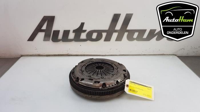 Gebrauchte Doppelte Masse Schwungrad Volkswagen Golf VII Variant (AUVV) 1.0 TSI 12V BlueMotion Technology Preis € 125,00 Margenregelung angeboten von AutoHam