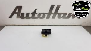 Used Central door locking module Audi A5 Sportback (F5A/F5F) 2.0 T MHEV 16V Price € 30,00 Margin scheme offered by AutoHam