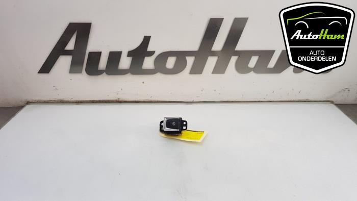 Gebrauchte Handbremse Schalter Nissan Qashqai (J11) 1.2 DIG-T 16V Preis € 40,00 Margenregelung angeboten von AutoHam