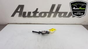 Used Ride height controller, front left BMW X5 (F15) xDrive 30d 3.0 24V Price € 30,00 Margin scheme offered by AutoHam