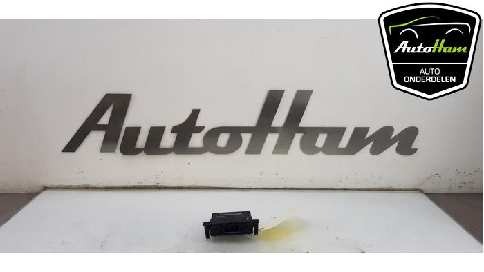 Używane Modul gateway Seat Toledo (5P2) 1.6 Cena € 35,00 Procedura marży oferowane przez AutoHam