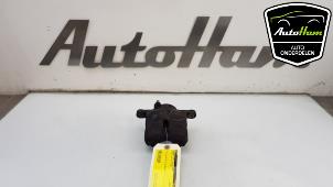 Used Front brake calliper, right Hyundai Atos 1.1 12V Price € 50,00 Margin scheme offered by AutoHam