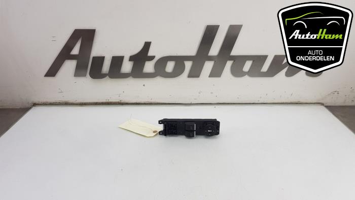 Usados Interruptor de ventanilla eléctrica Ford Fiesta 6 (JA8) 1.0 Ti-VCT 12V 65 Precio € 20,00 Norma de margen ofrecido por AutoHam
