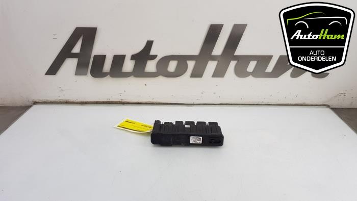 Used Distributor BMW 1 serie (F21) M140i 3.0 24V Price € 15,00 Margin scheme offered by AutoHam