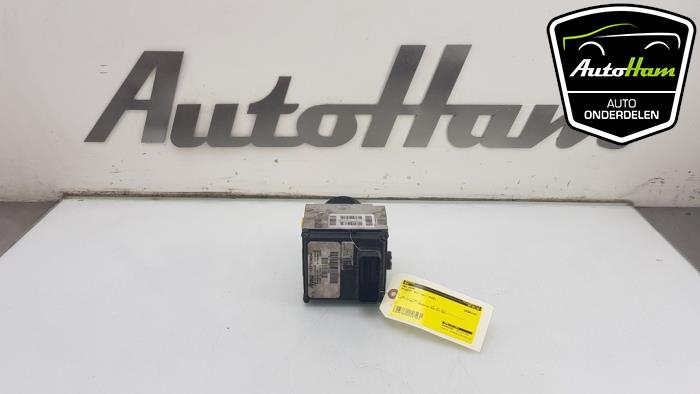 Begagnade ABS-pump Peugeot 407 SW (6E) 1.6 HDiF 16V Pris € 75,00 Marginaltabell erbjuds av AutoHam