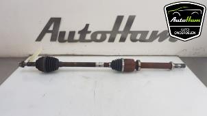 Used Front drive shaft, right Renault Clio III (BR/CR) 1.2 16V Tce Price € 30,00 Margin scheme offered by AutoHam