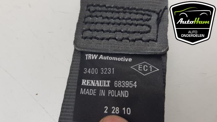 Rear seatbelt, left from a Renault Clio III Estate/Grandtour (KR) 1.2 16V 75 2010