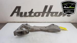 Used Gearbox mount BMW 3 serie (F30) 320i xDrive 2.0 16V Price € 30,00 Margin scheme offered by AutoHam