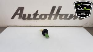 Used Heater resistor Seat Toledo (NHAA) 1.6 TDI 16V 115 Price € 10,00 Margin scheme offered by AutoHam