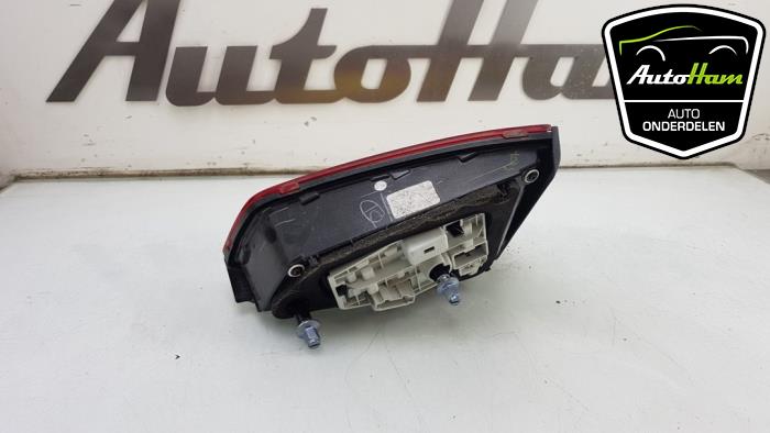 Taillight, left from a Volkswagen Jetta IV (162/16A) 2.0 TDI 16V 2015