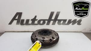 Używane Dwumasowe kolo zamachowe Volkswagen Jetta IV (162/16A) 2.0 TDI 16V Cena € 150,00 Procedura marży oferowane przez AutoHam