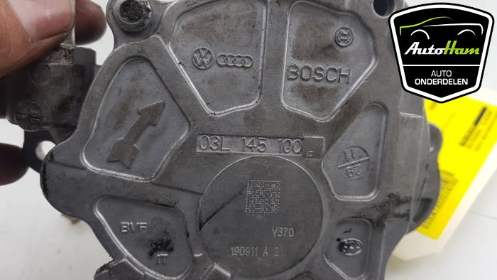 Bomba de vacío (diésel) de un Audi A4 (B8) 2.0 TDI 16V 2011