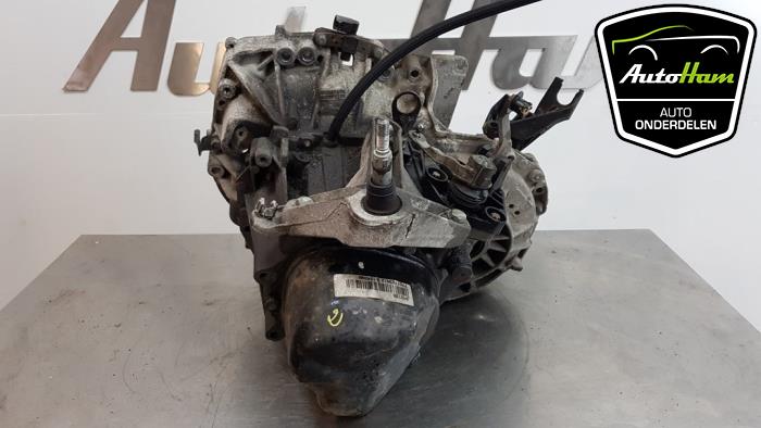Getriebe van een Renault Clio III (BR/CR) 1.2 16V 75 2006